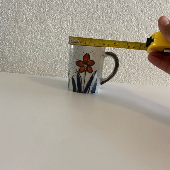 Mid Century Speckled Mugs - Picture 5 of 5